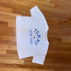 Cropped Tommy t shirt